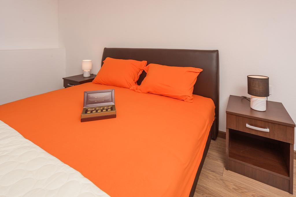 Paradise Bay Apartments โกตอร์ ภายนอก รูปภาพ