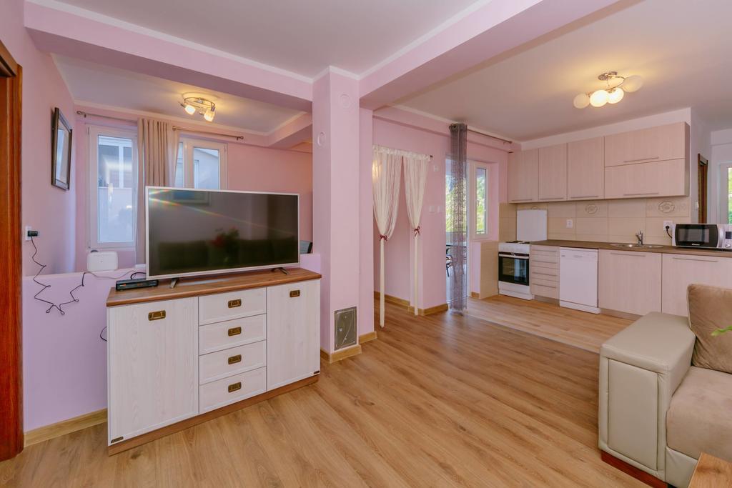 Paradise Bay Apartments โกตอร์ ภายนอก รูปภาพ